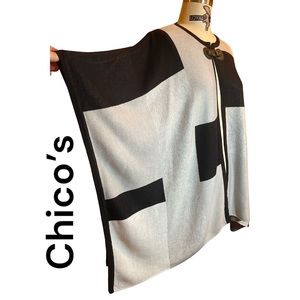 New Pancho W/O Tags Black & Gray Color Block | Very Soft | 1 Snap Clasp Chico’s